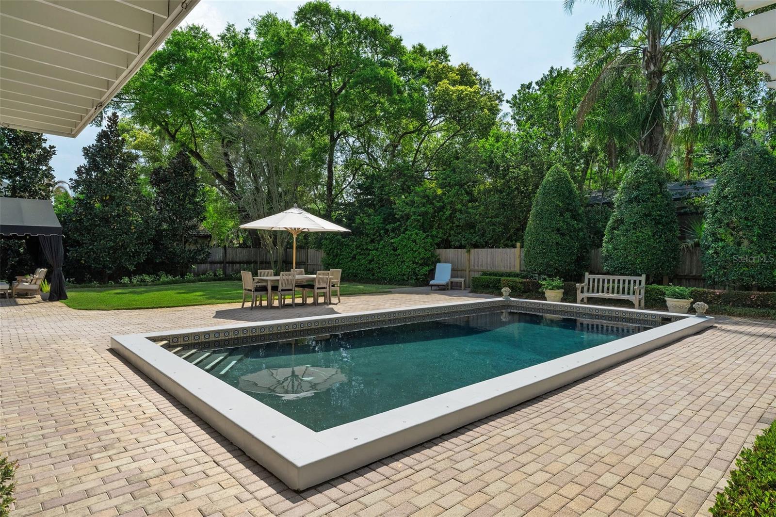 TEMPLE HEIGHTS - Residential