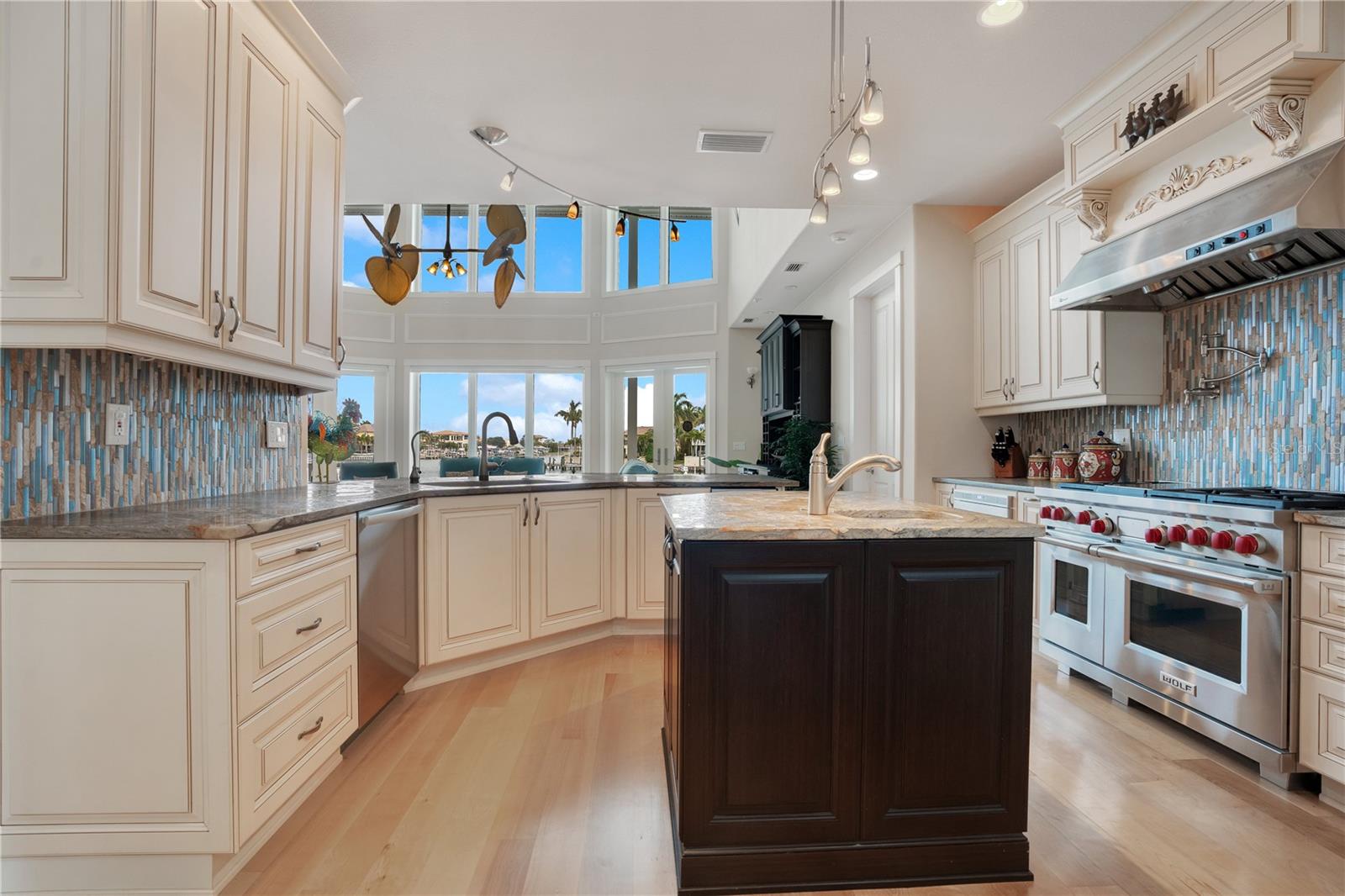 SOUTH CSWY ISLE YACHT CLUB 3RD ADD - Residential