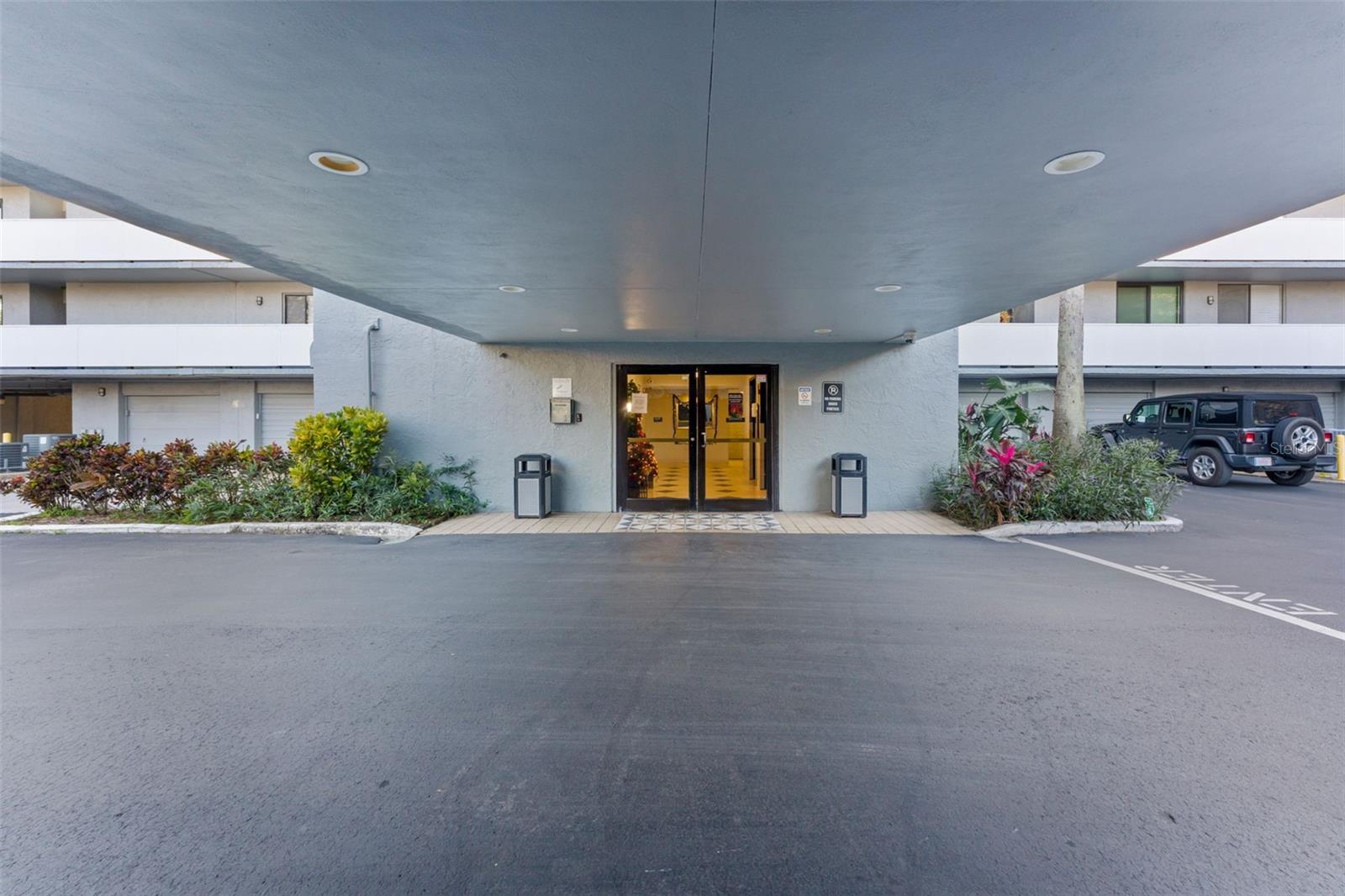 201 W LAUREL STREET 503