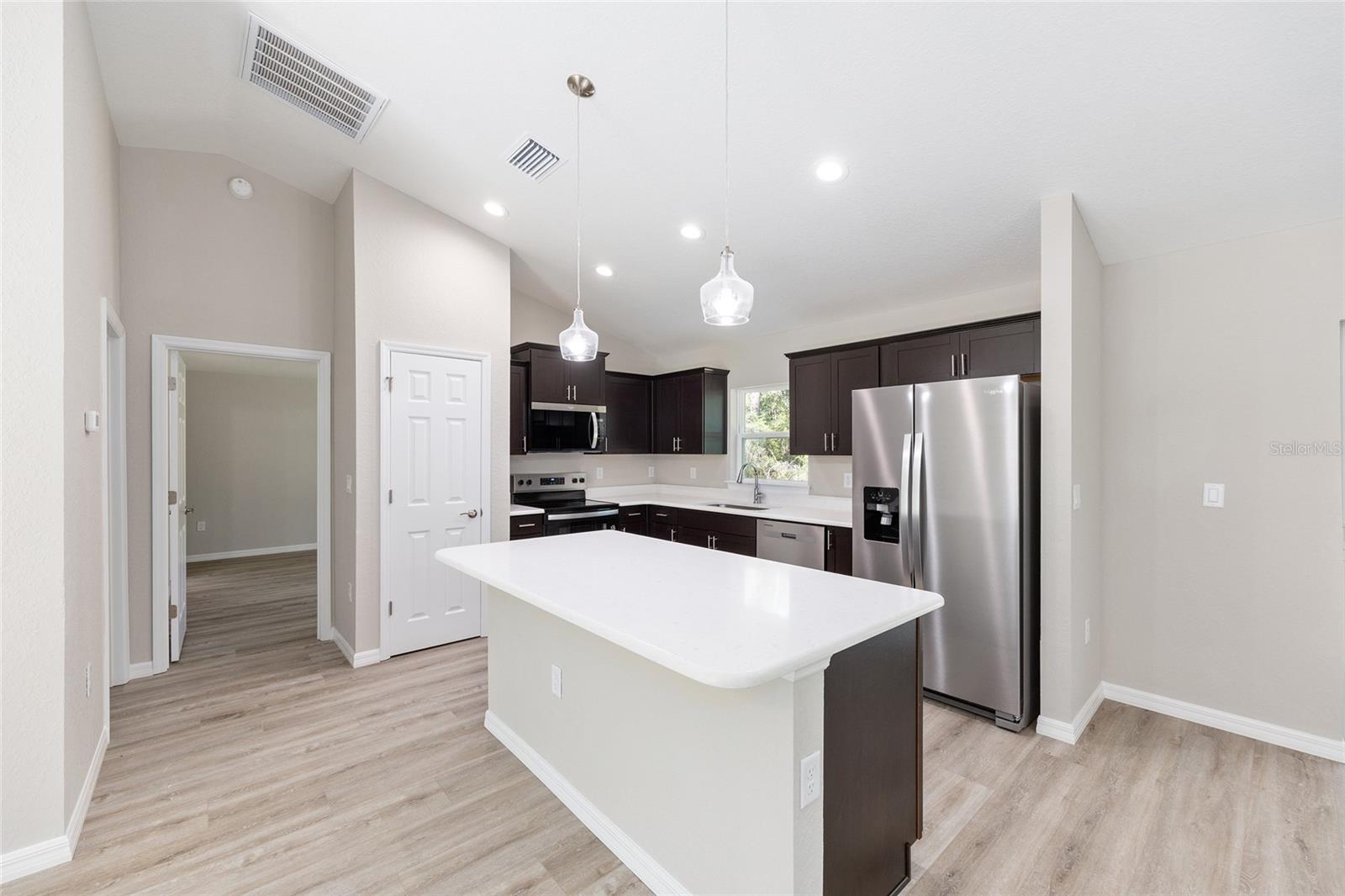 29 HEMLOCK CIRCLE WAY