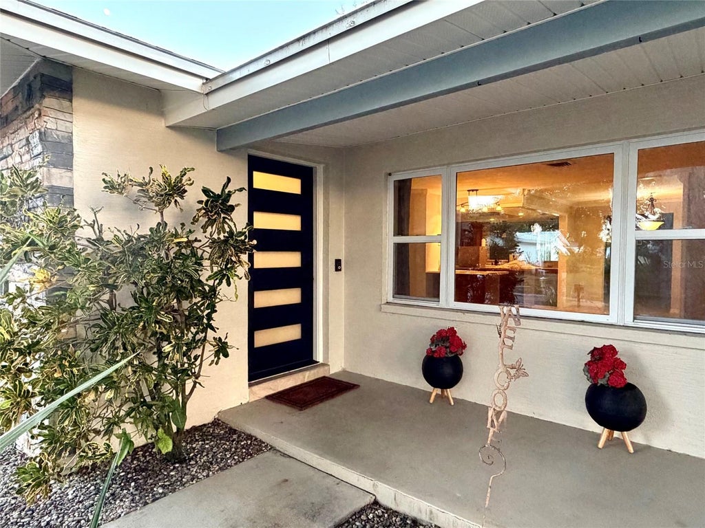 Photo of 13760 87th Place, Seminole, FL 33776 (MLS # TB8560454)
