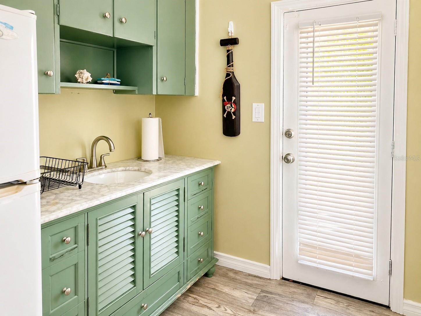 BARBER 09-17-34 - Commercial Sale