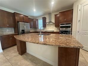 PHILLIPS GROVE - Residential Lease