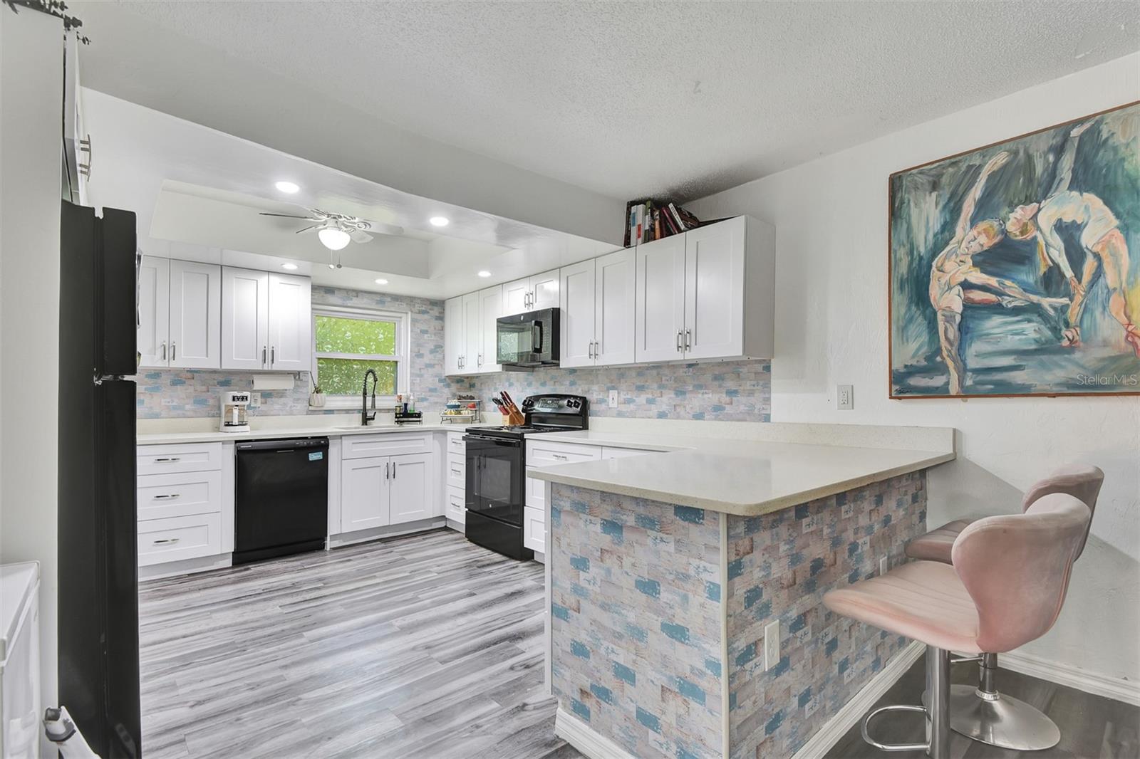 118 MOONSTONE COURT