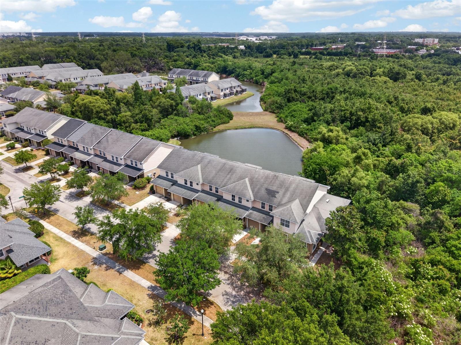 WEXFORD TWNHMS - Residential