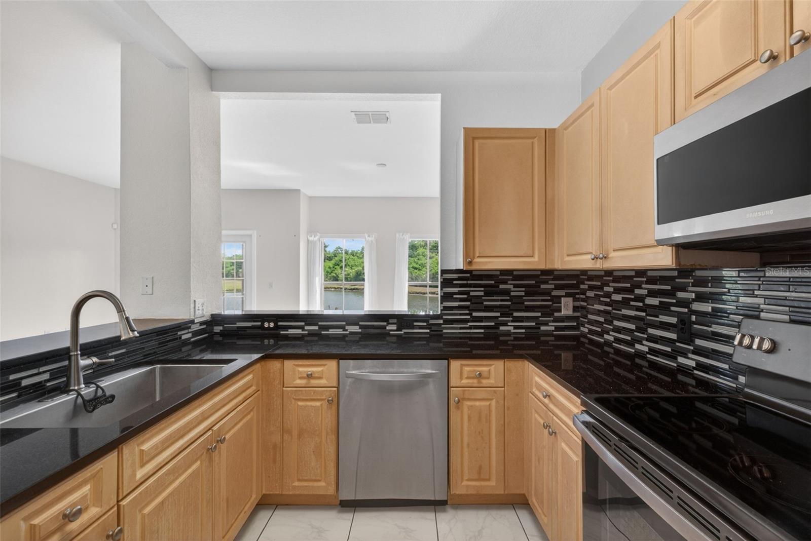 WEXFORD TWNHMS - Residential