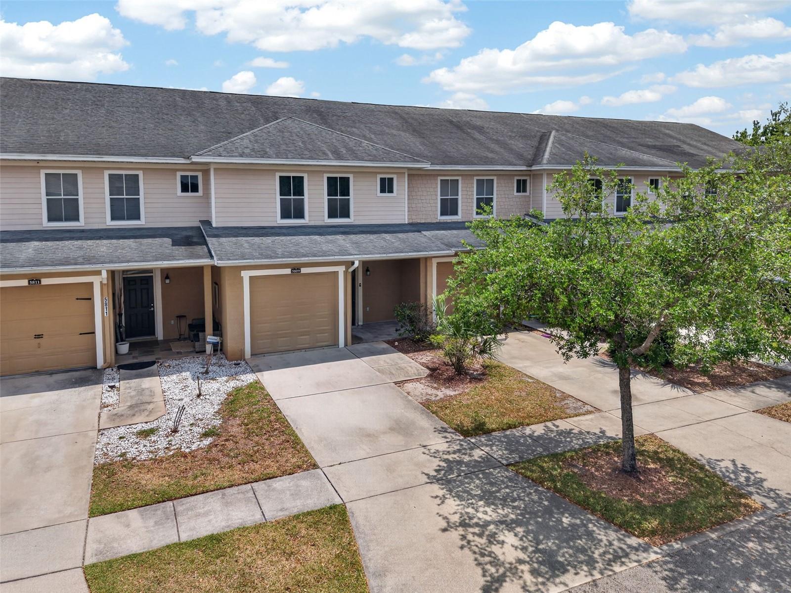 WEXFORD TWNHMS - Residential