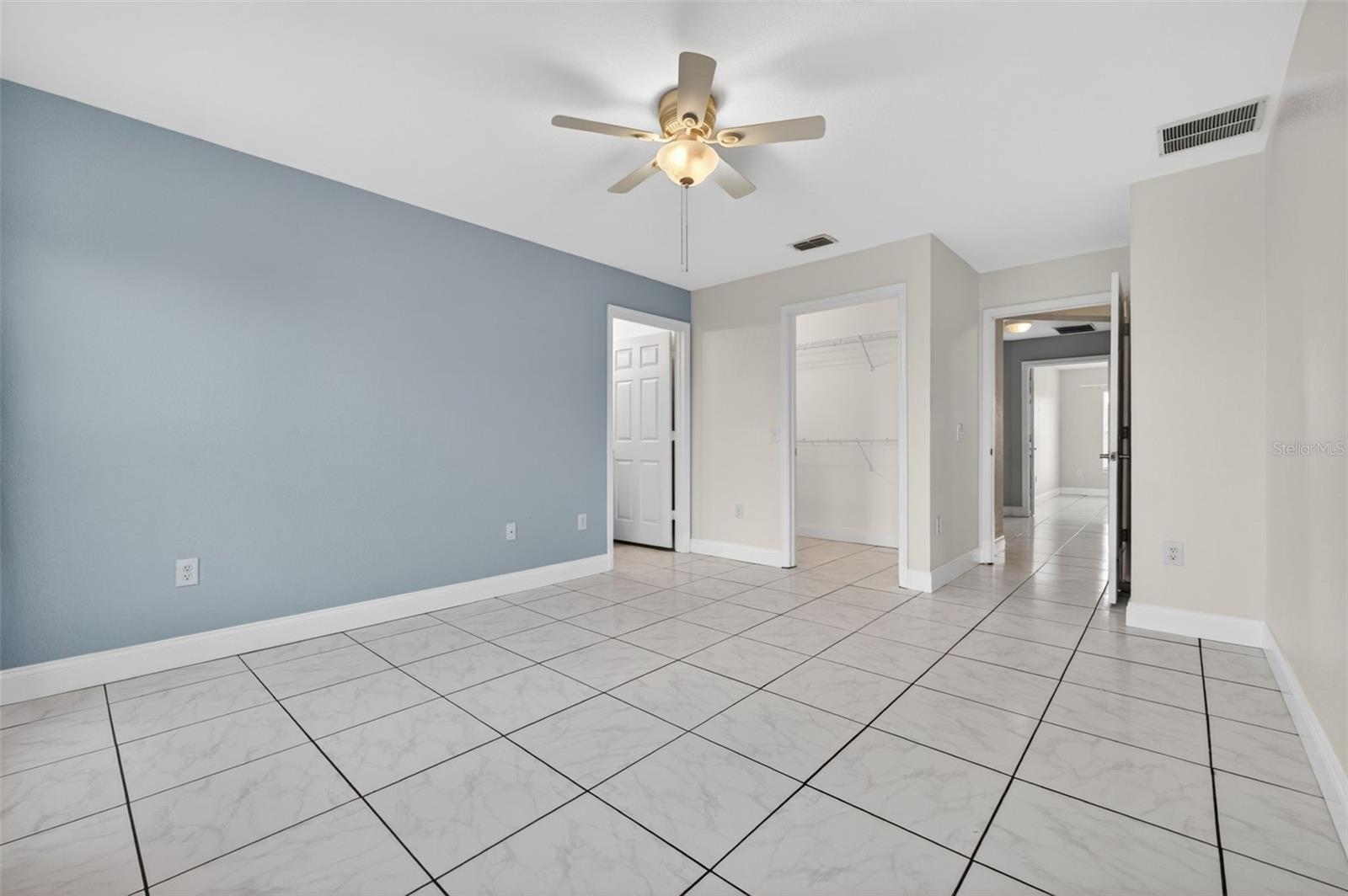 WEXFORD TWNHMS - Residential