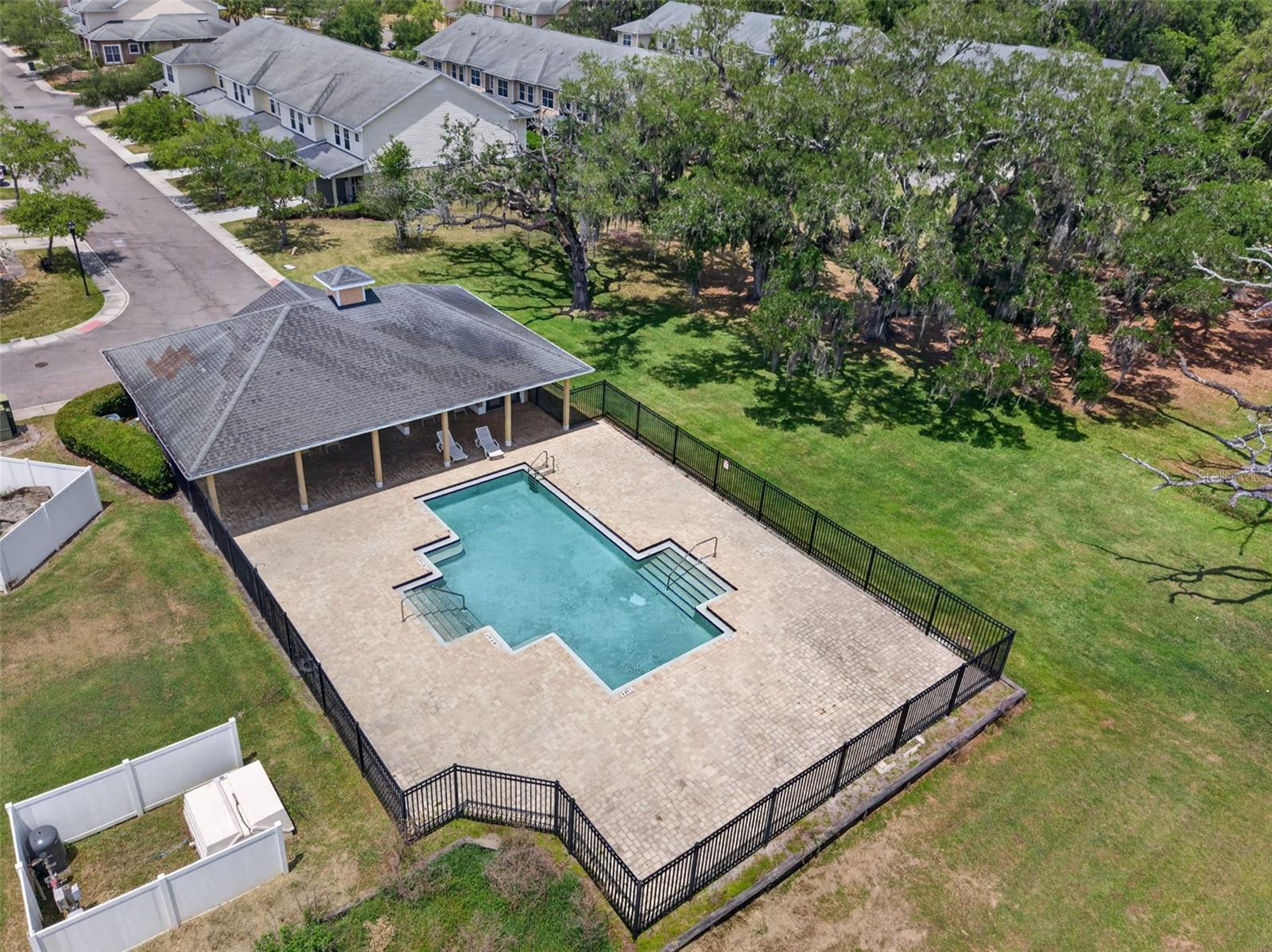 WEXFORD TWNHMS - Residential