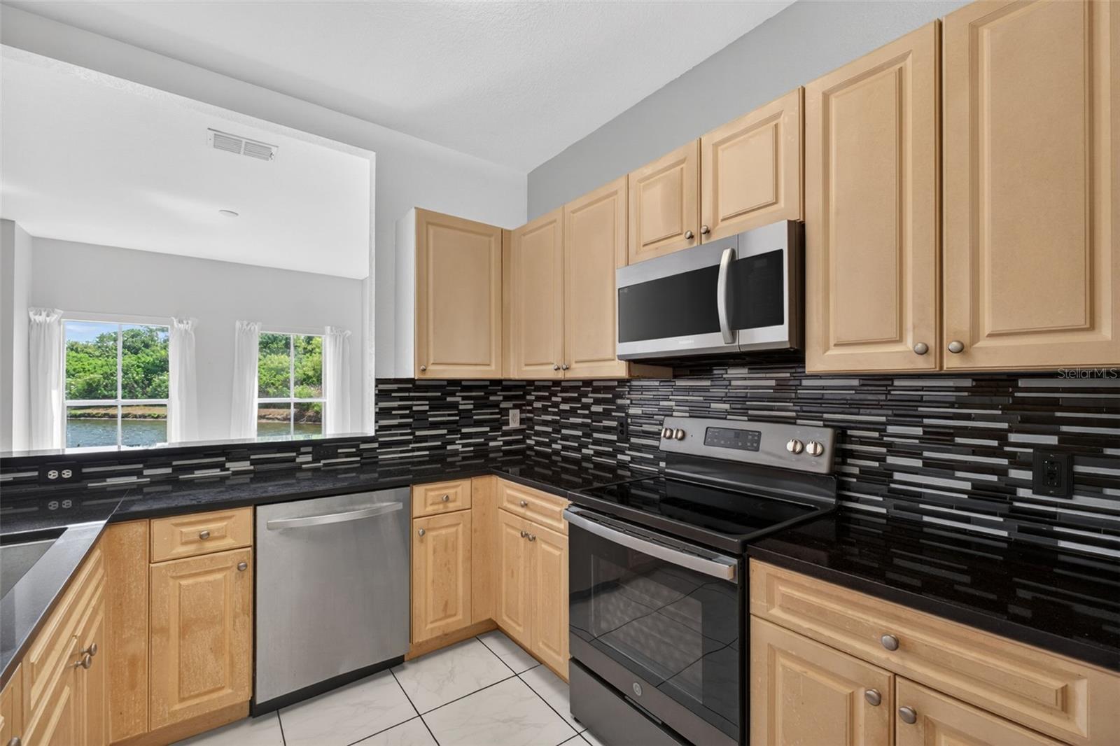 WEXFORD TWNHMS - Residential