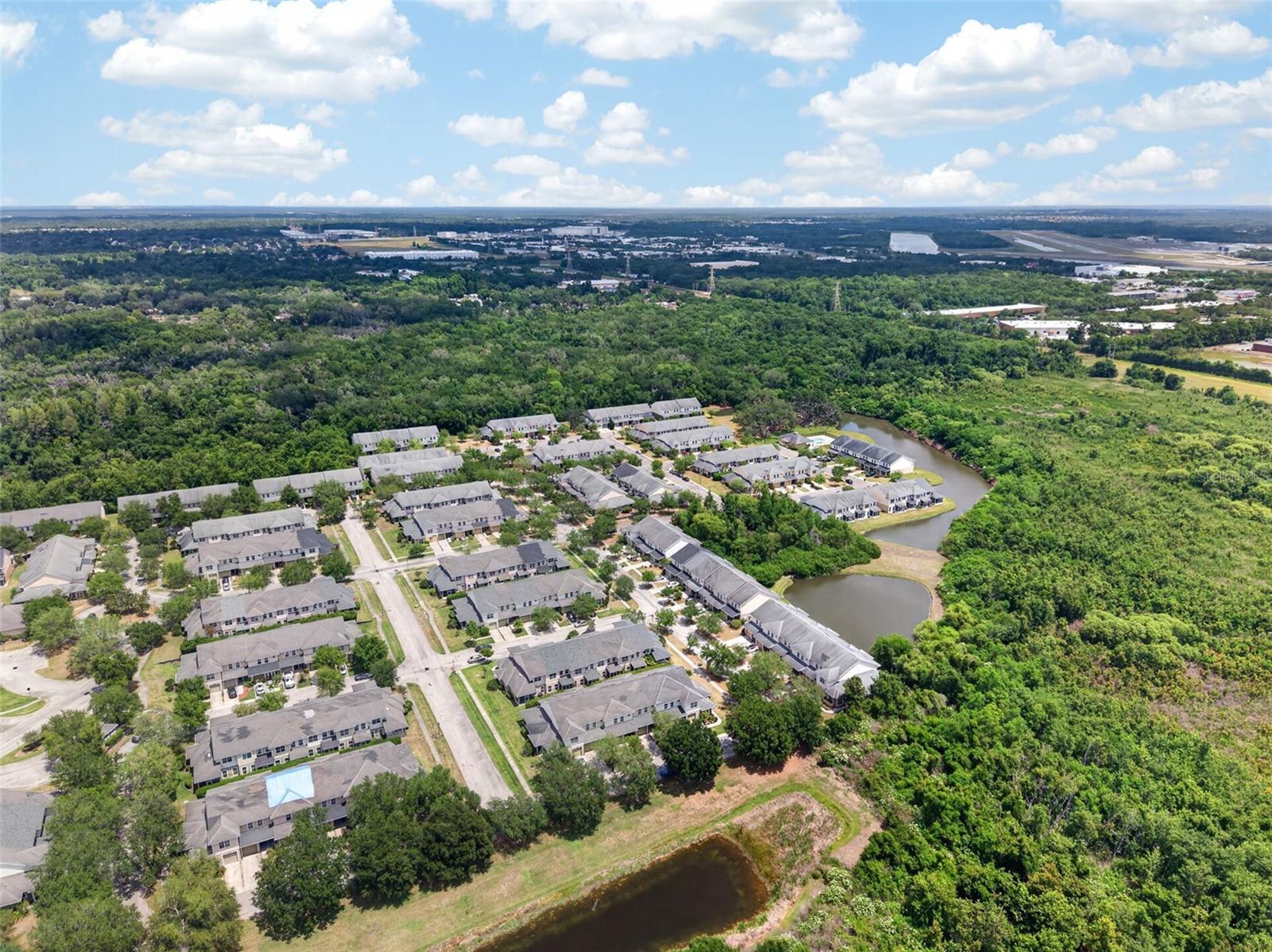 WEXFORD TWNHMS - Residential