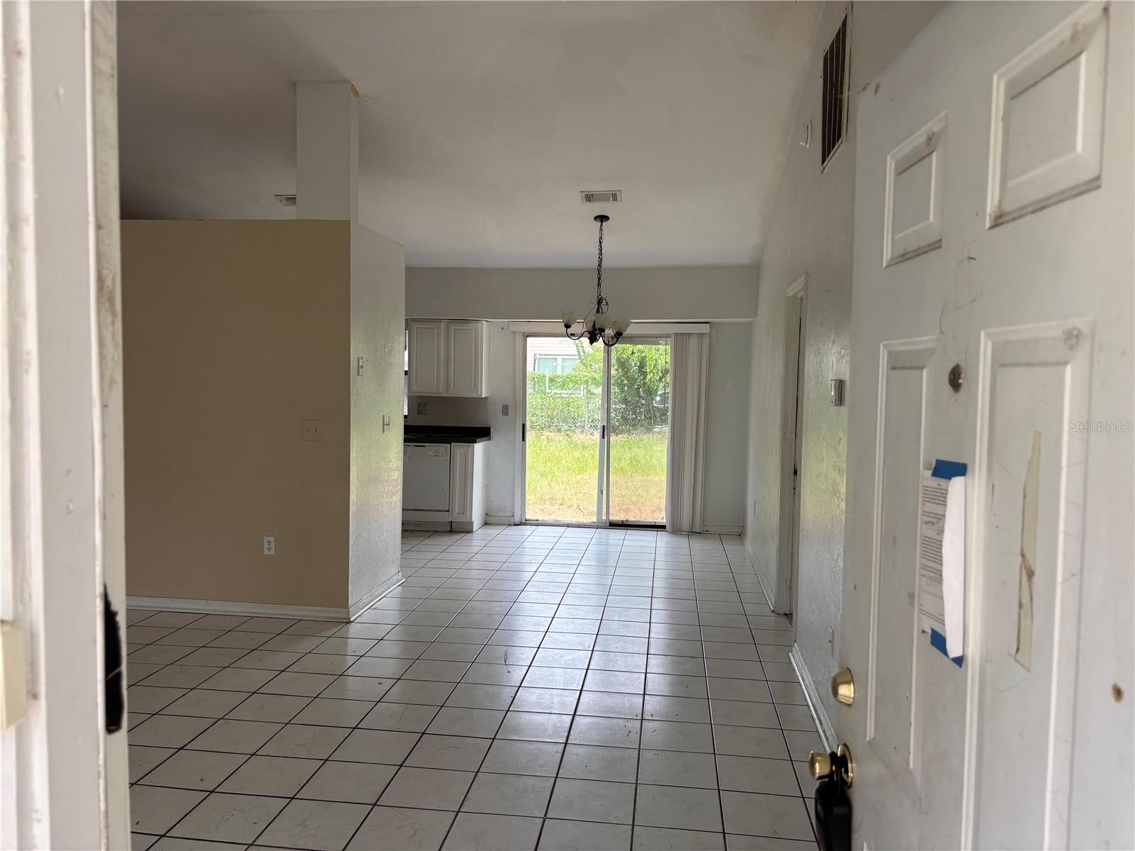 Search 3 833 OGLETHORPE COURT