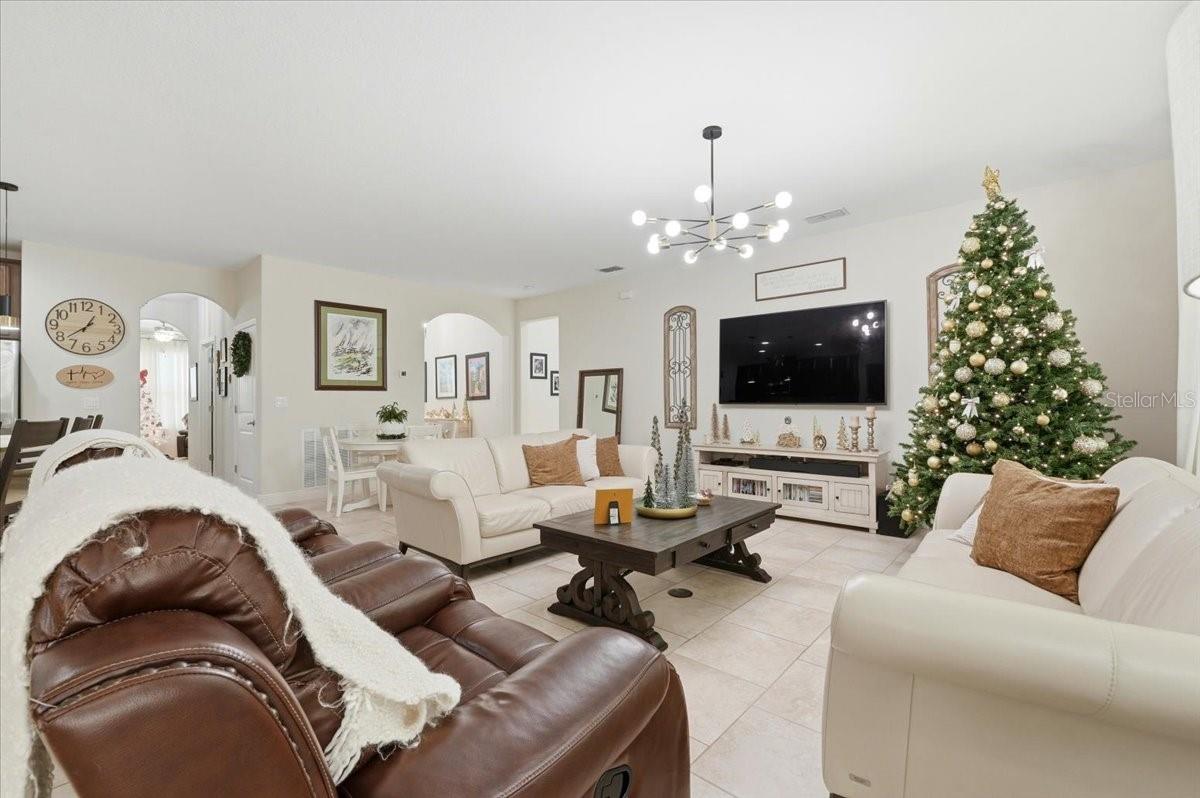 THE ENCLAVE - Residential