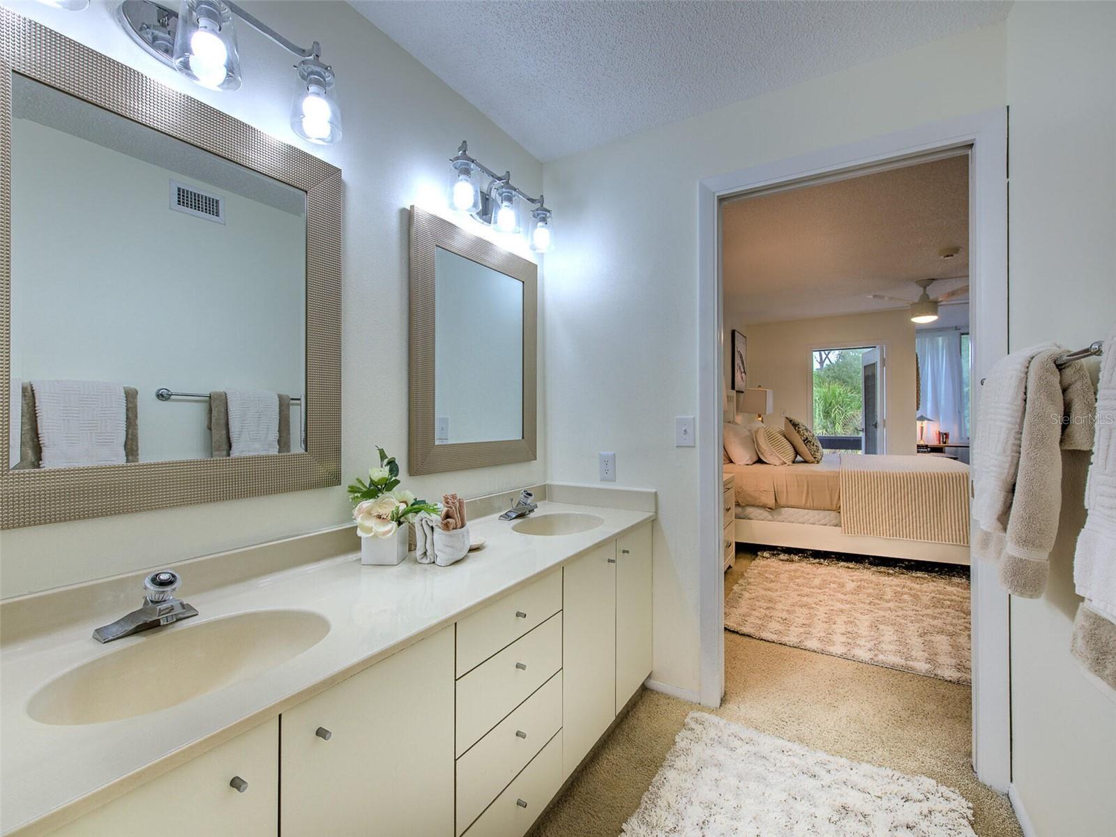 BAYPORT BCH & TEN PH F - Residential Lease