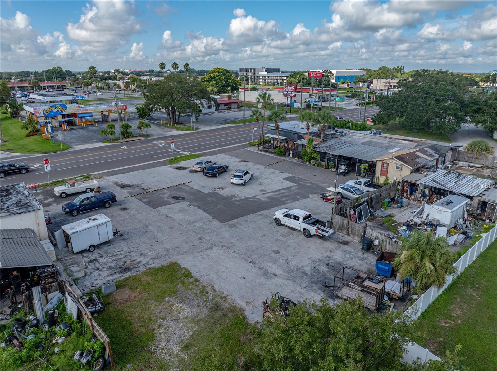 ELOISE WOODS WEST LAKE FLORENCE UNIT - Commercial Sale