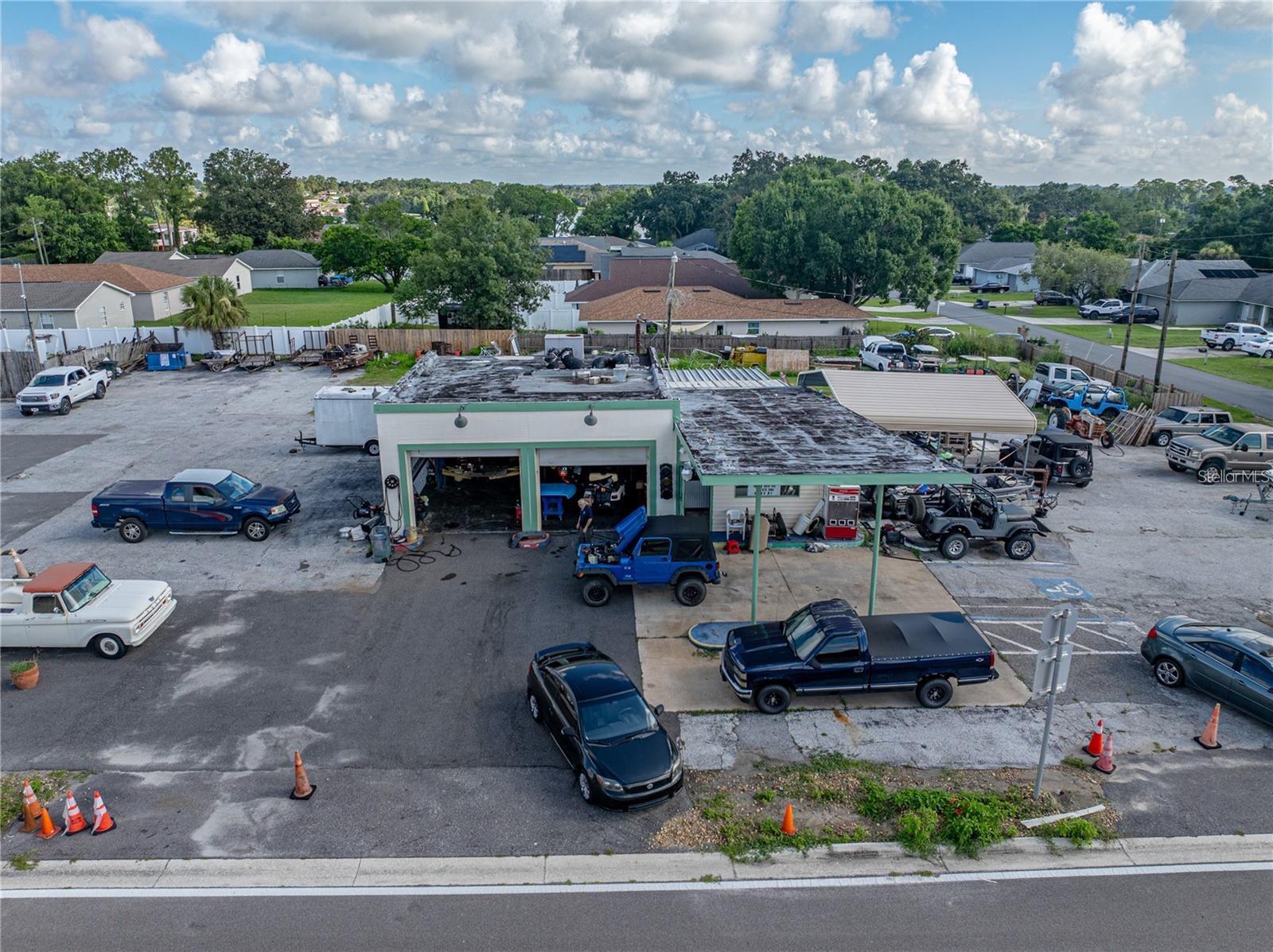 ELOISE WOODS WEST LAKE FLORENCE UNIT - Commercial Sale