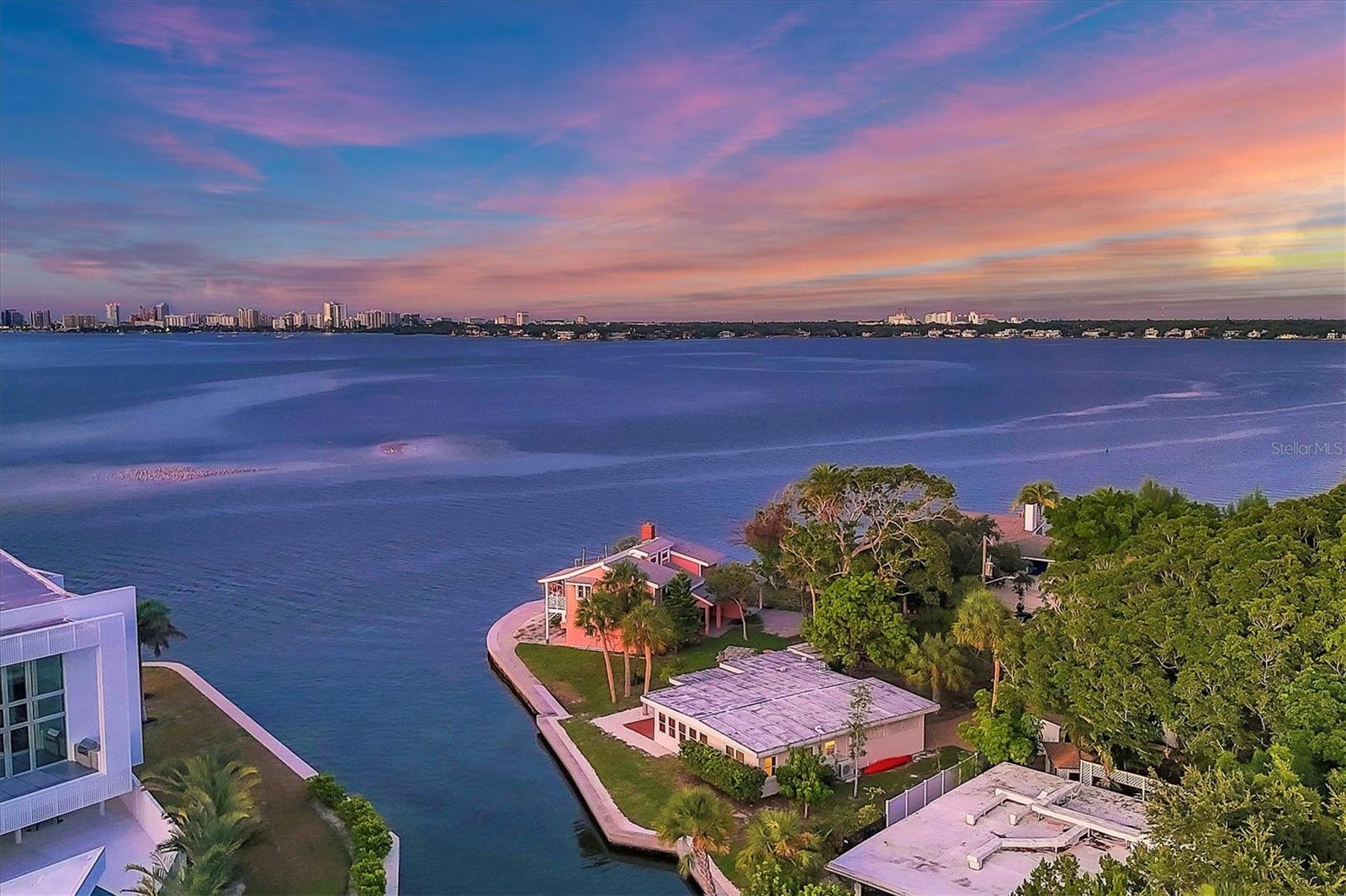 REVISED PLAT OF SIESTA - Residential