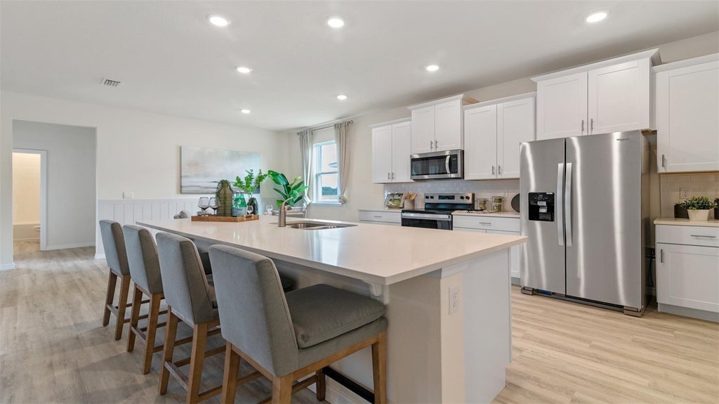 Photo of 3064 Kingsman Trail, Ormond Beach, FL 32174 (MLS # O6438191)