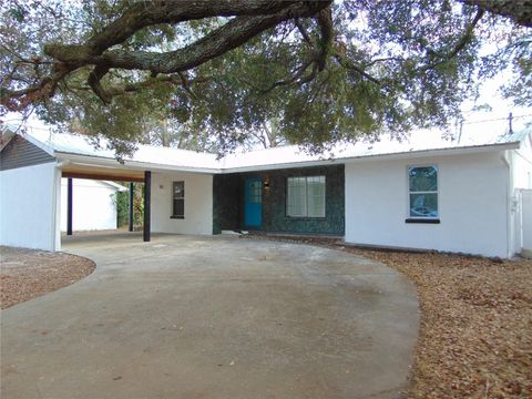 A home in TAMPA