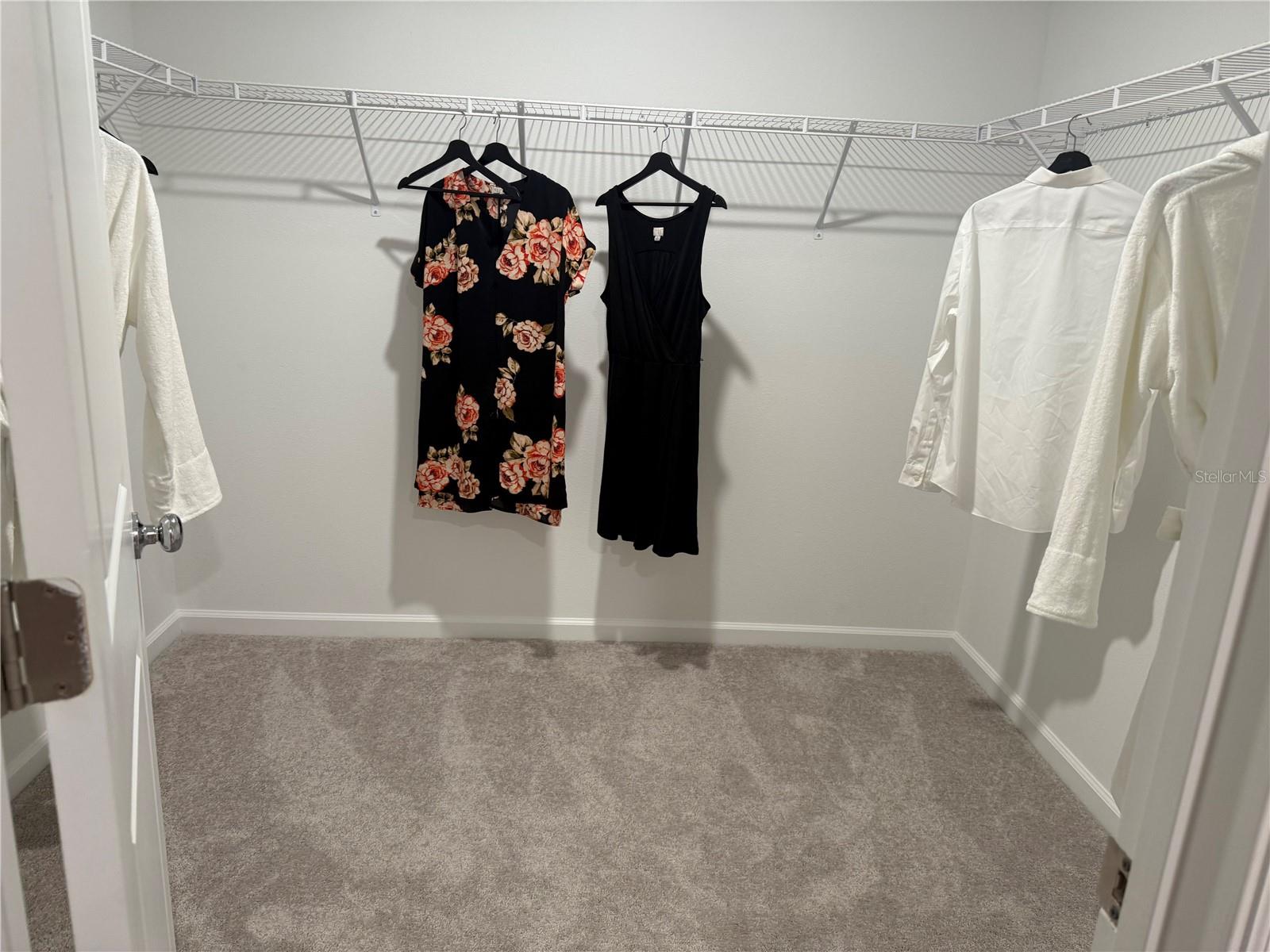 HUNT CLUB/LK WALES PH 1 - Residential Lease