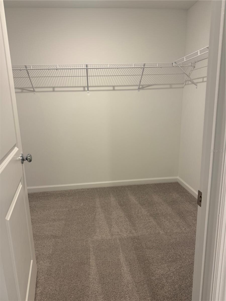 HUNT CLUB/LK WALES PH 1 - Residential Lease