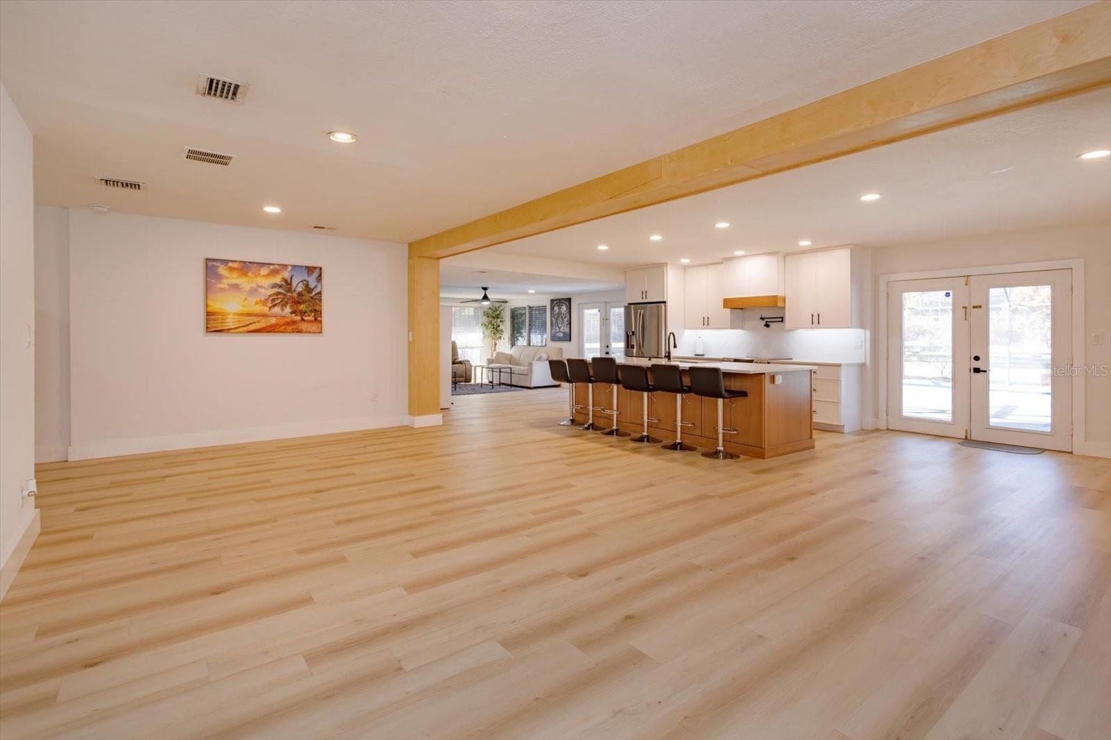 2010 LAKEVILLE ROAD N