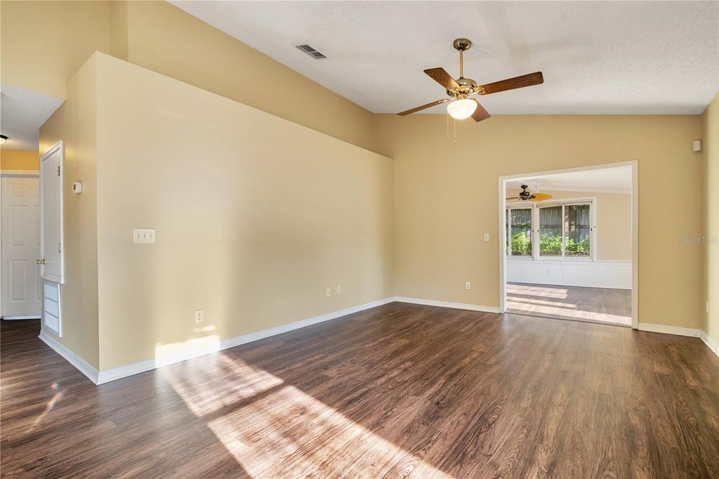 Photo of 333 Bay Street, Apopka, FL 32712 (MLS # O6344901)
