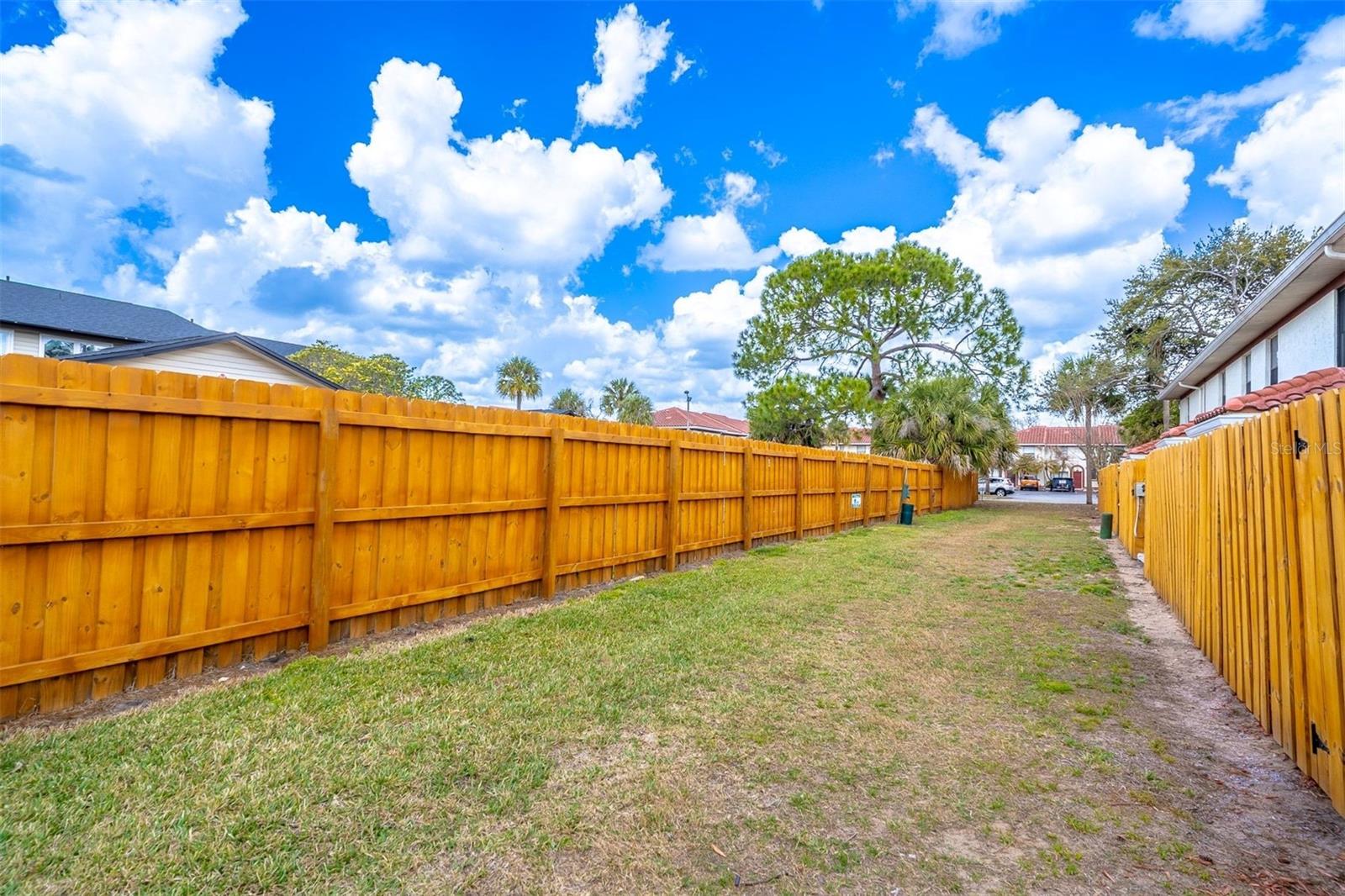 HIDDEN CREEK CONDO PH 06 - Residential