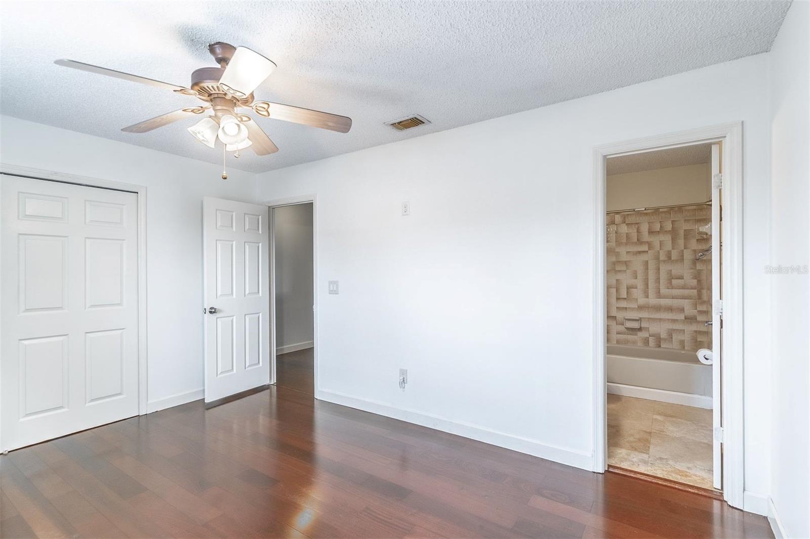 HIDDEN CREEK CONDO PH 06 - Residential