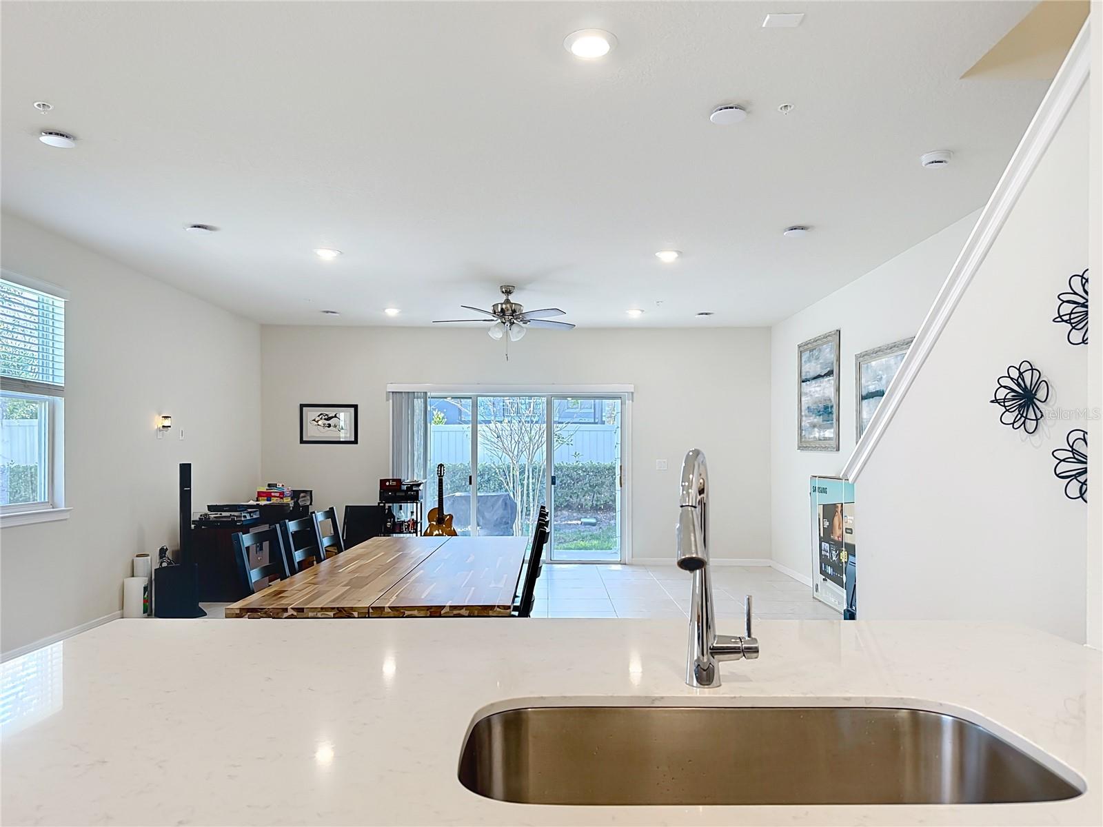 GRAYSON SQUARE - Residential