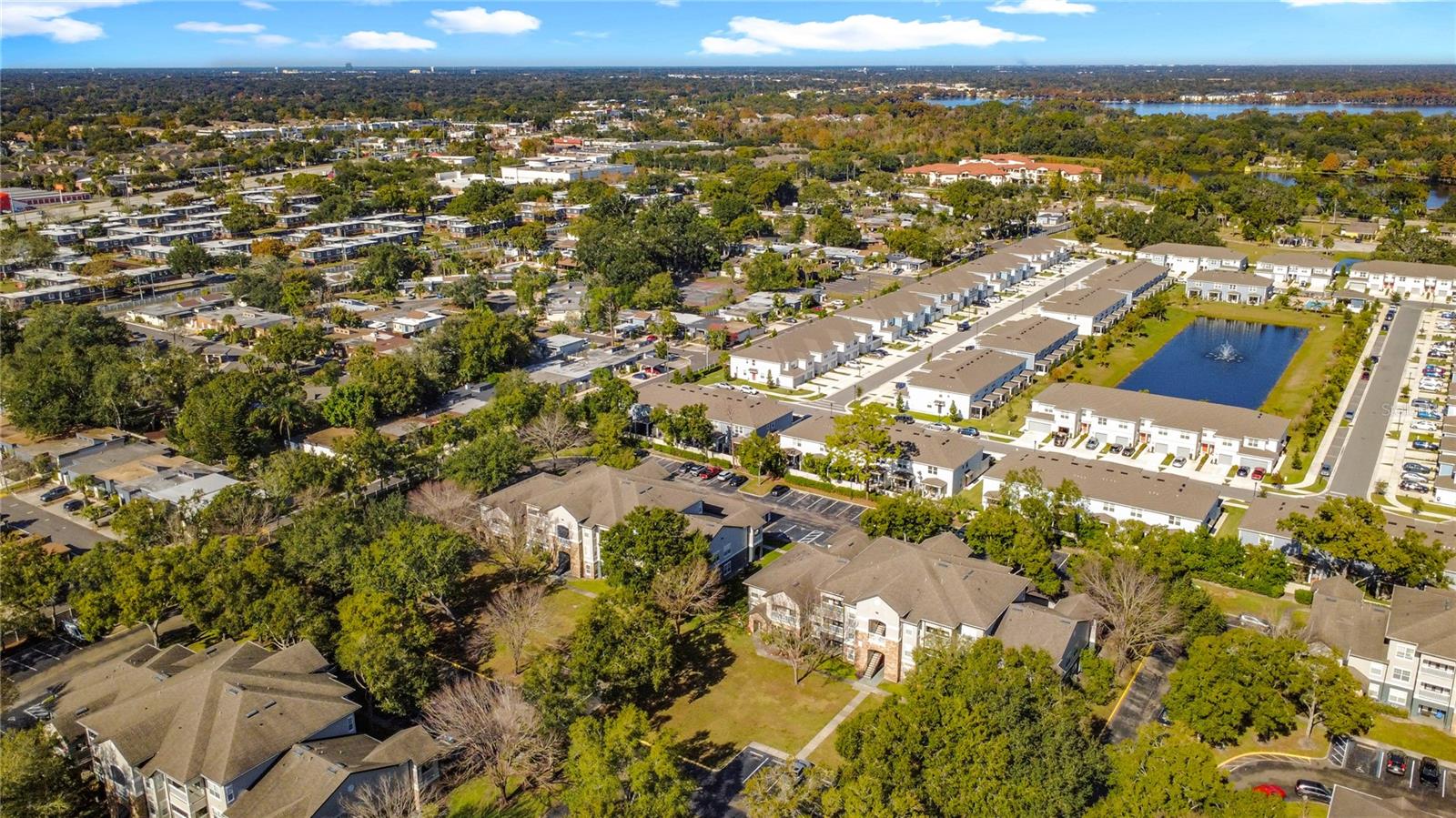 GRAYSON SQUARE - Residential