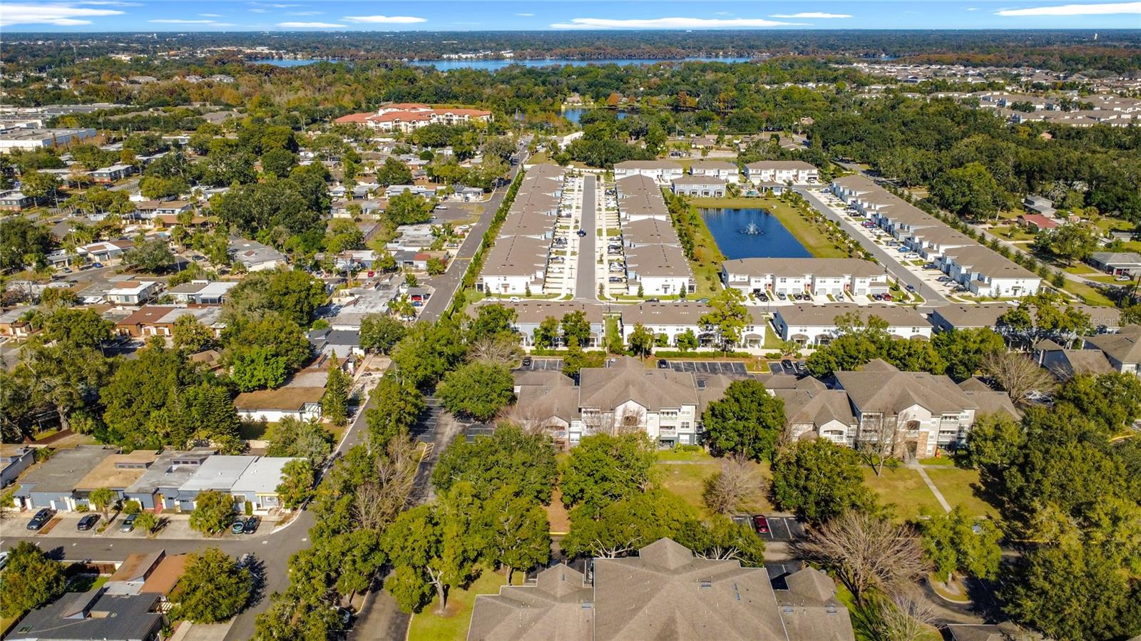 GRAYSON SQUARE - Residential