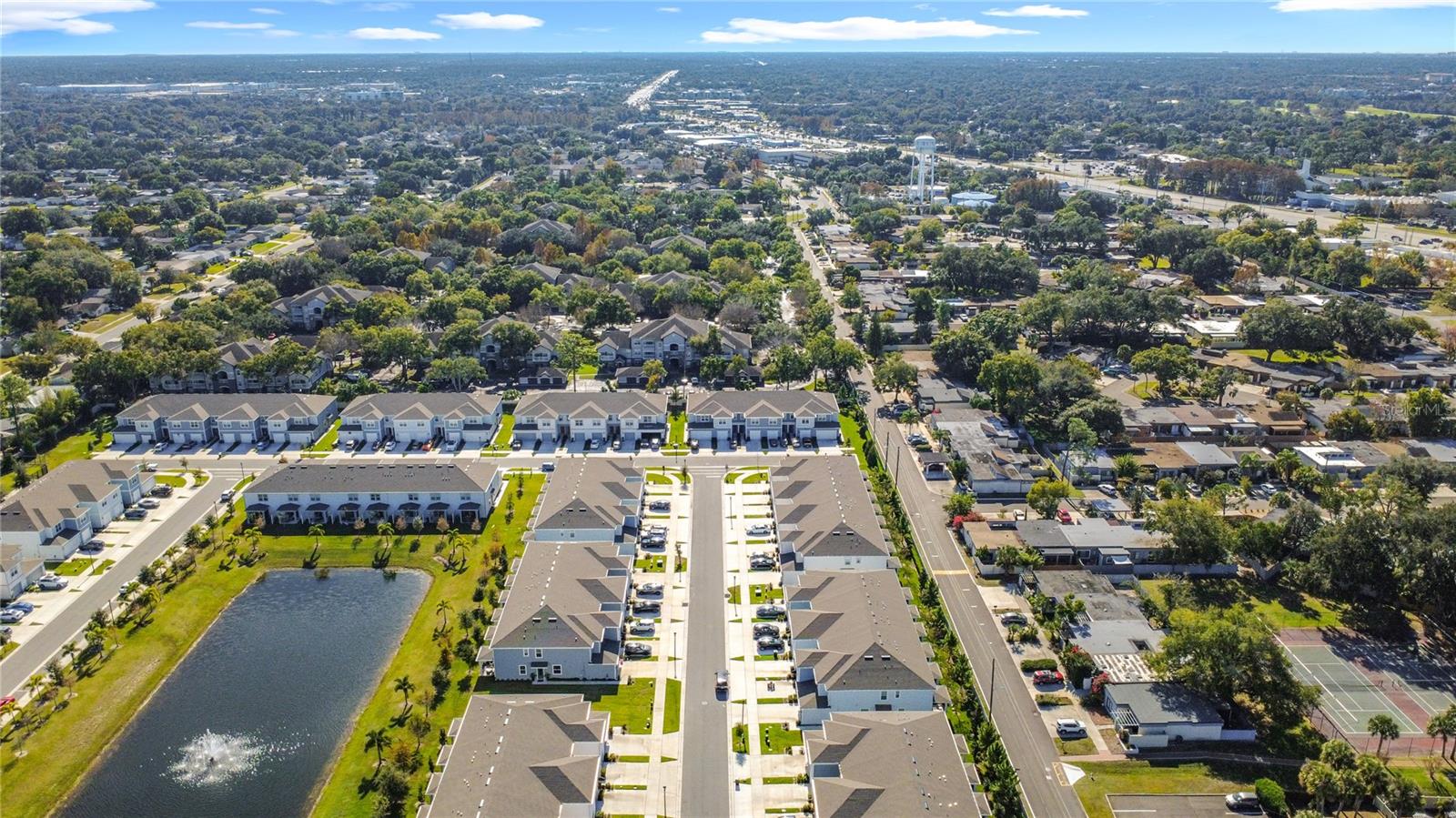 GRAYSON SQUARE - Residential