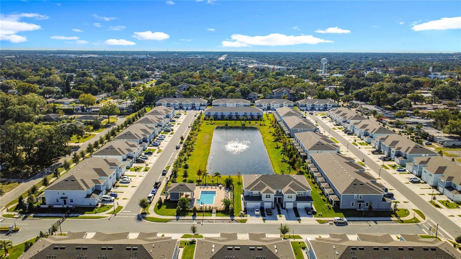 GRAYSON SQUARE - Residential