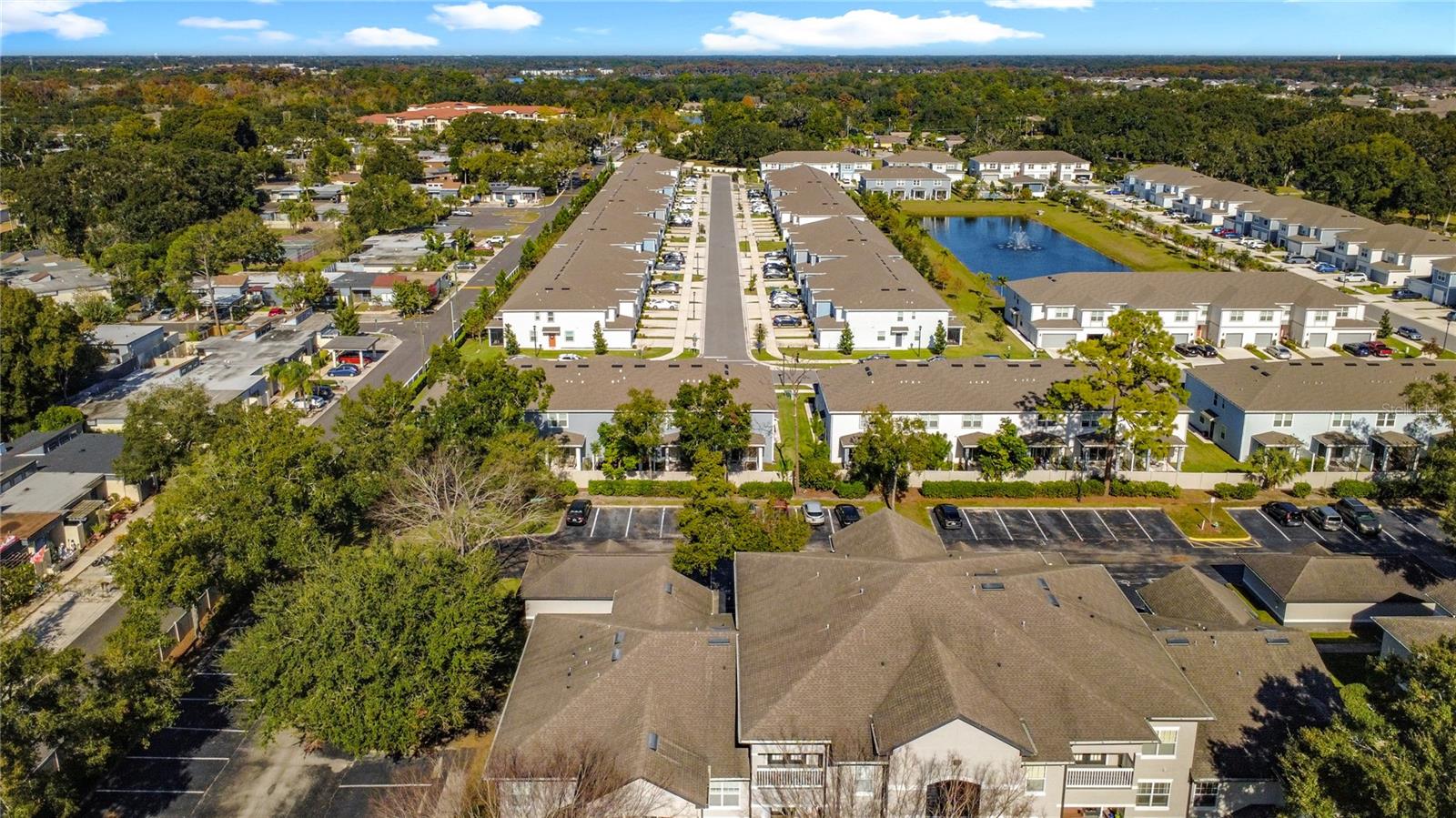 GRAYSON SQUARE - Residential