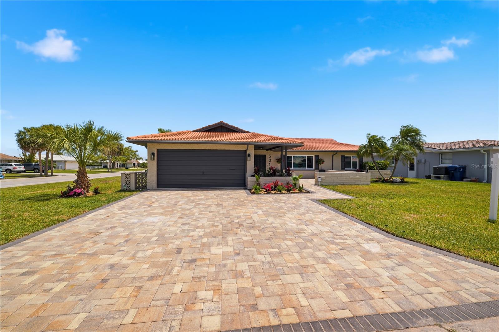5016 DORY DRIVE