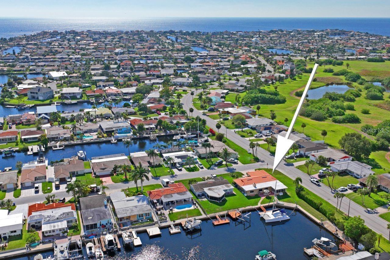 FLOR A MAR - Residential