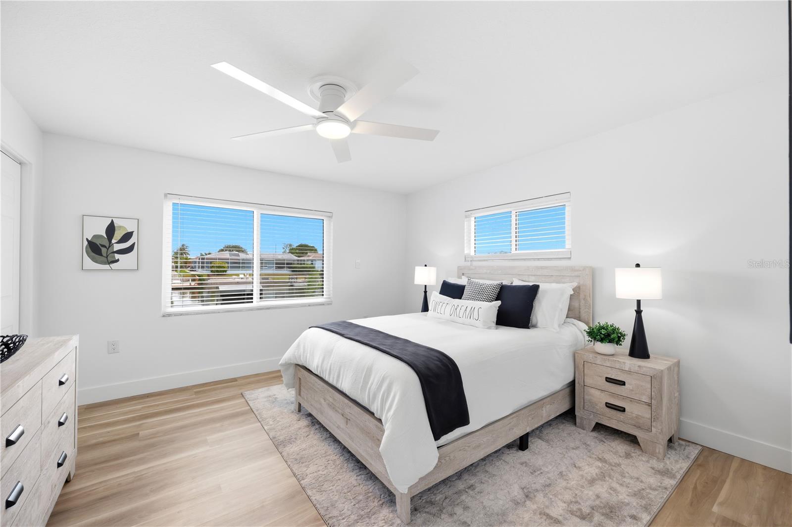 FLOR A MAR - Residential