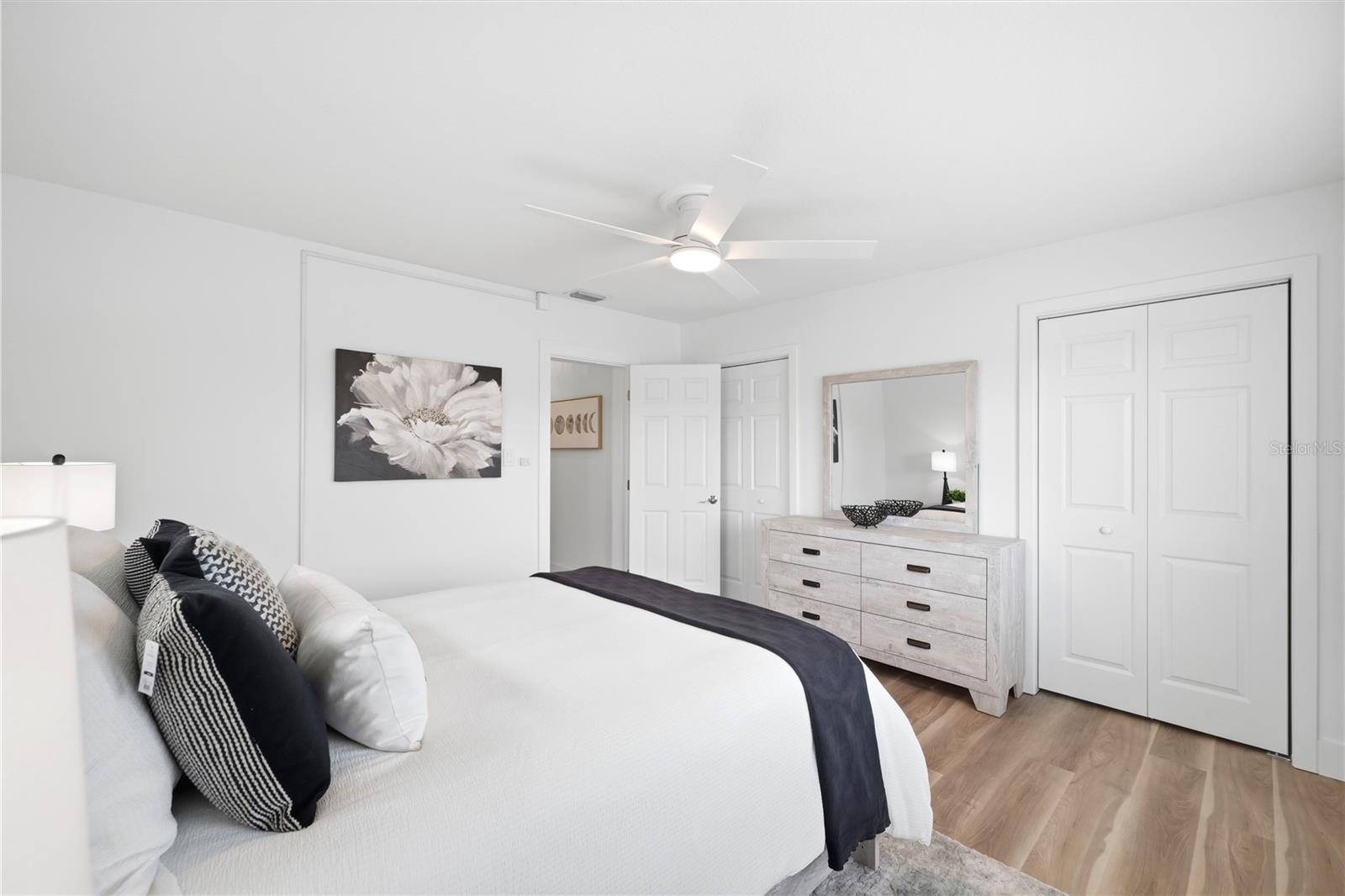FLOR A MAR - Residential