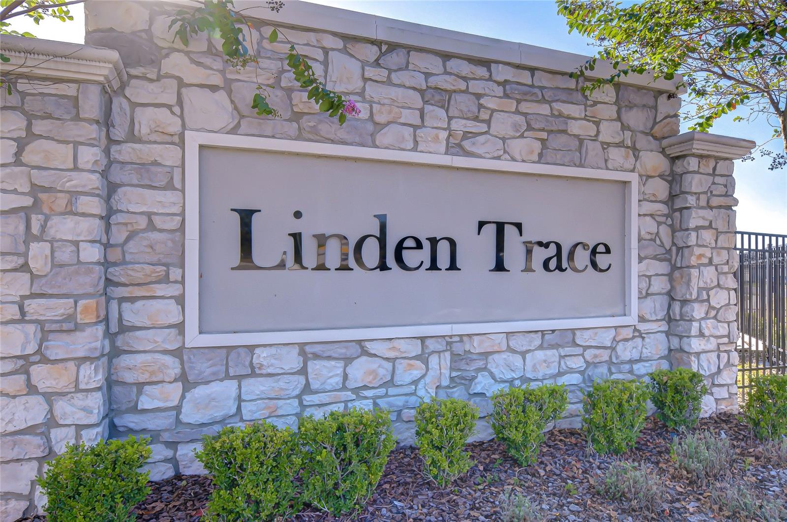 LINDEN TRACE - Residential