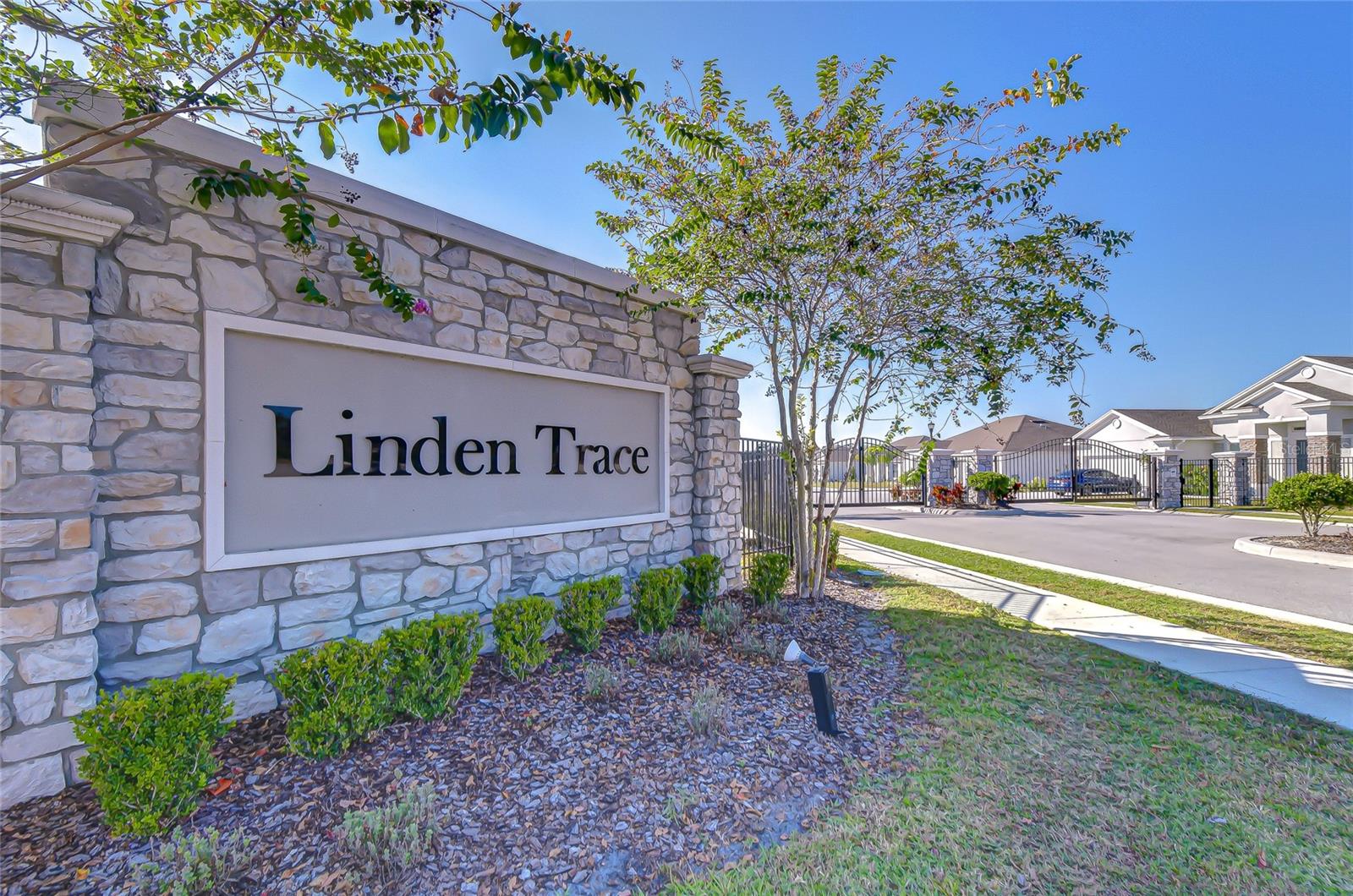LINDEN TRACE - Residential