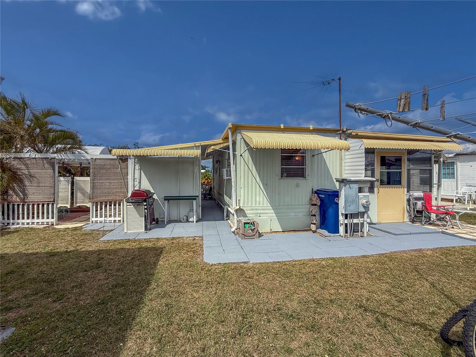 DE SOTO COMMUNITY UNIT ONE - Residential