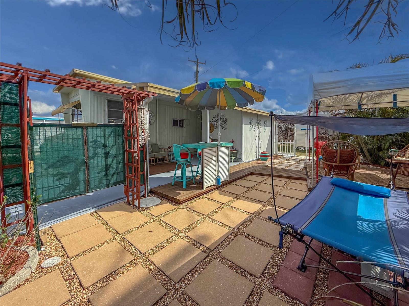 DE SOTO COMMUNITY UNIT ONE - Residential