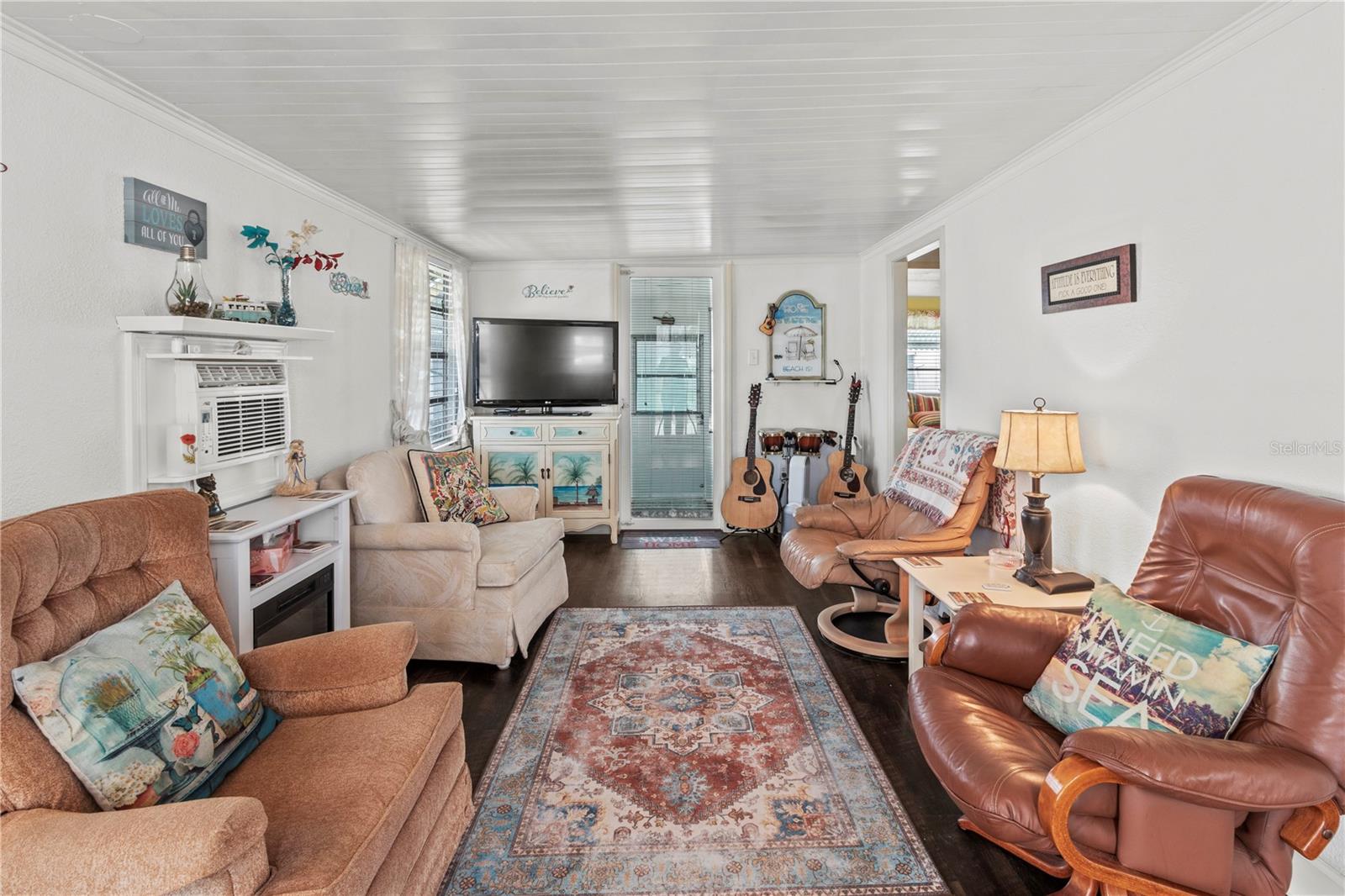 DE SOTO COMMUNITY UNIT ONE - Residential