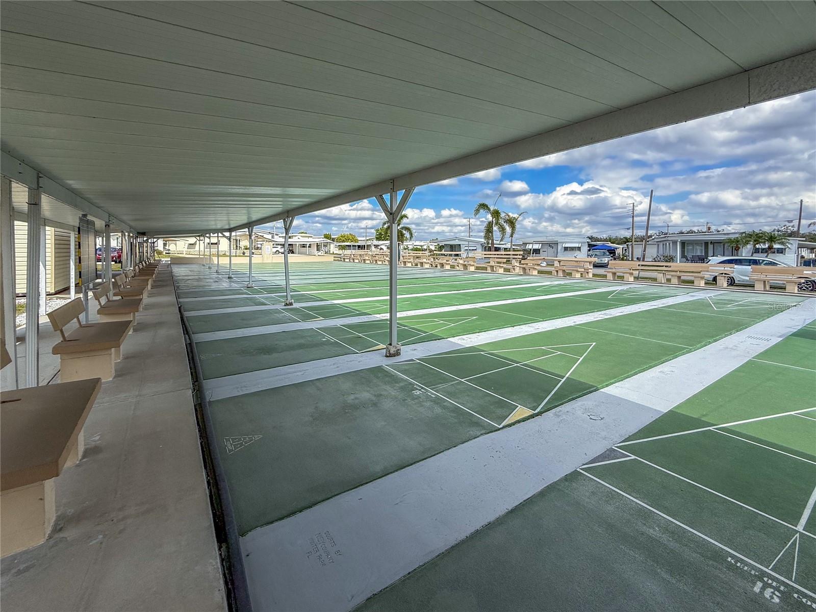 DE SOTO COMMUNITY UNIT ONE - Residential