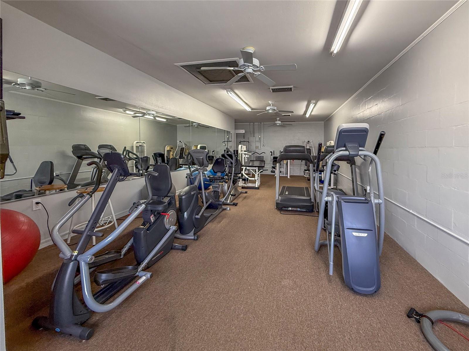 DE SOTO COMMUNITY UNIT ONE - Residential