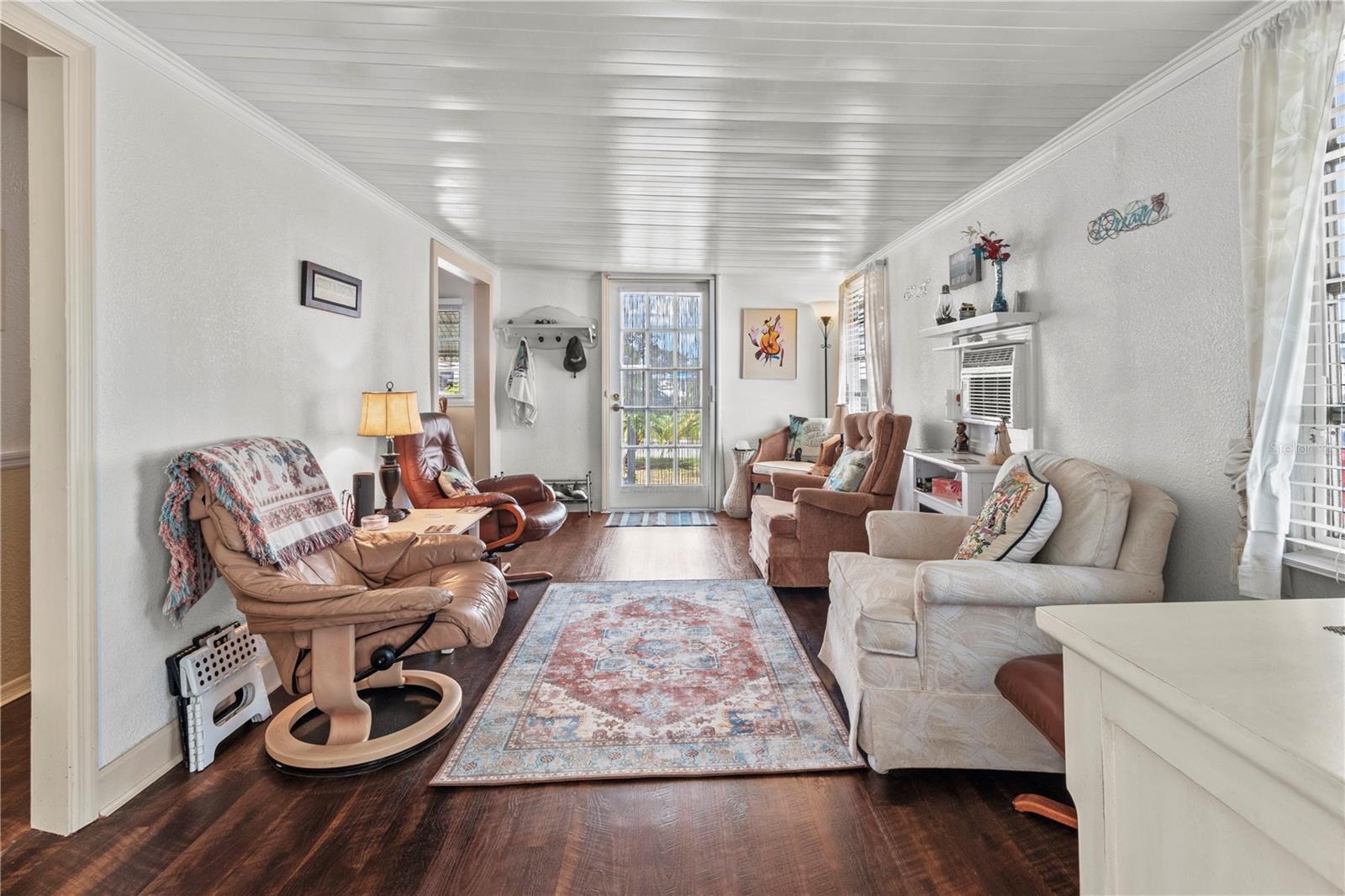 DE SOTO COMMUNITY UNIT ONE - Residential