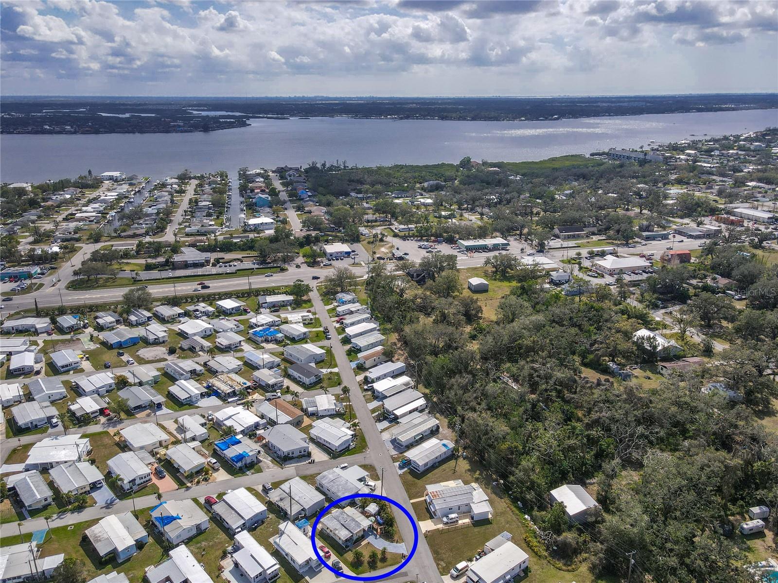 DE SOTO COMMUNITY UNIT ONE - Residential