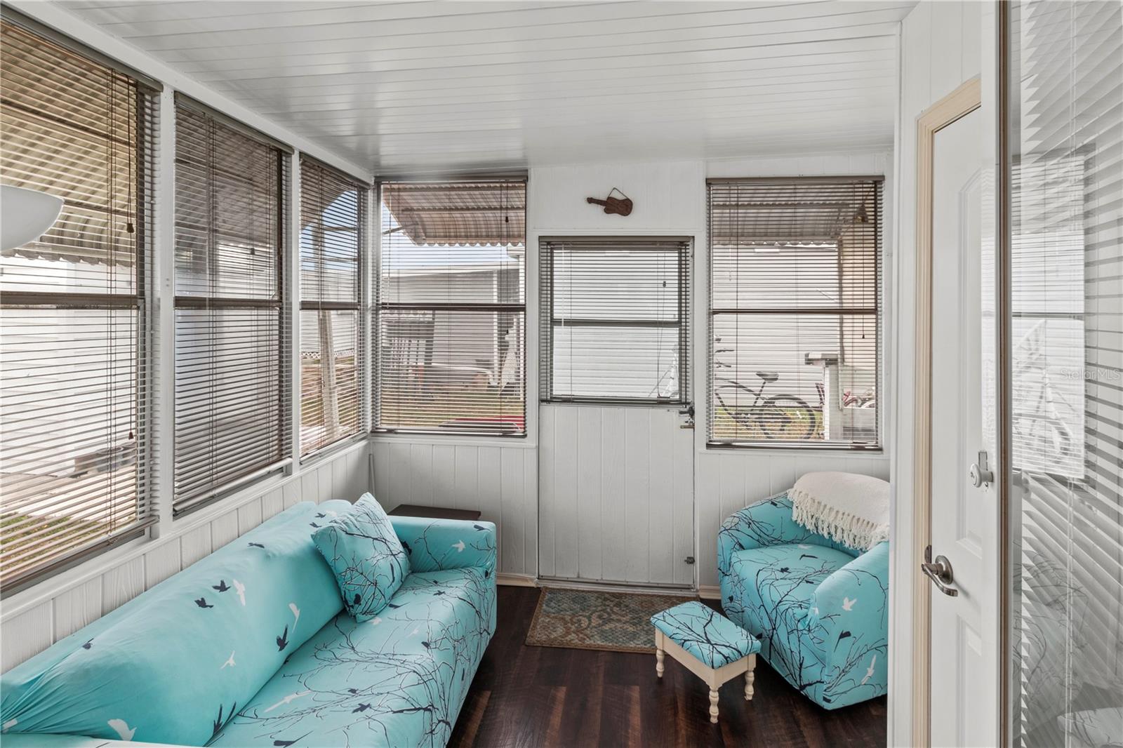 DE SOTO COMMUNITY UNIT ONE - Residential