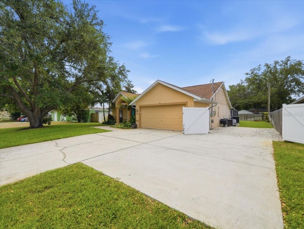 Photo of 2310 39th Avenue N, St Petersburg, FL 33714 (MLS # TB8498446)